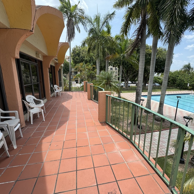 Upstairs balcony